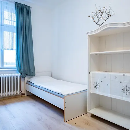 Vila Opocno 招待所 Opočno