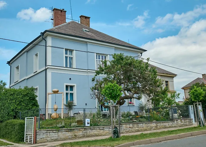 بيت ضيافة Vila Opocno